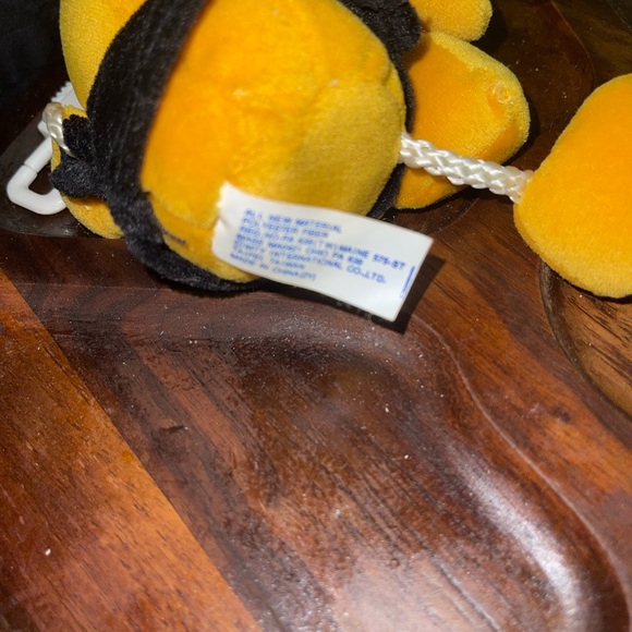 NOS/NWOT: Vtg MILLENNIUM Y2K Keychain Loose Leg Plush - Picture 4 of 8